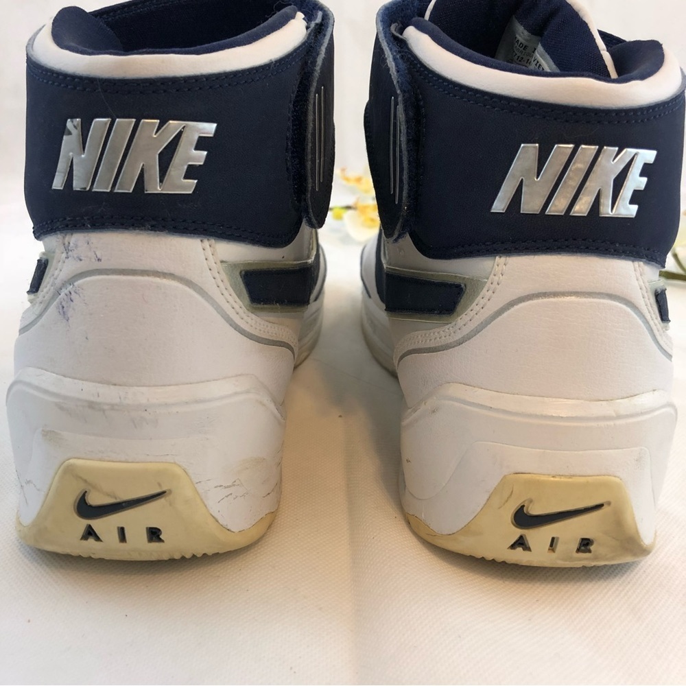 Nike Air Elite White Leather and Blue Logo Men's US 11 High Top - Picture 5 of 7